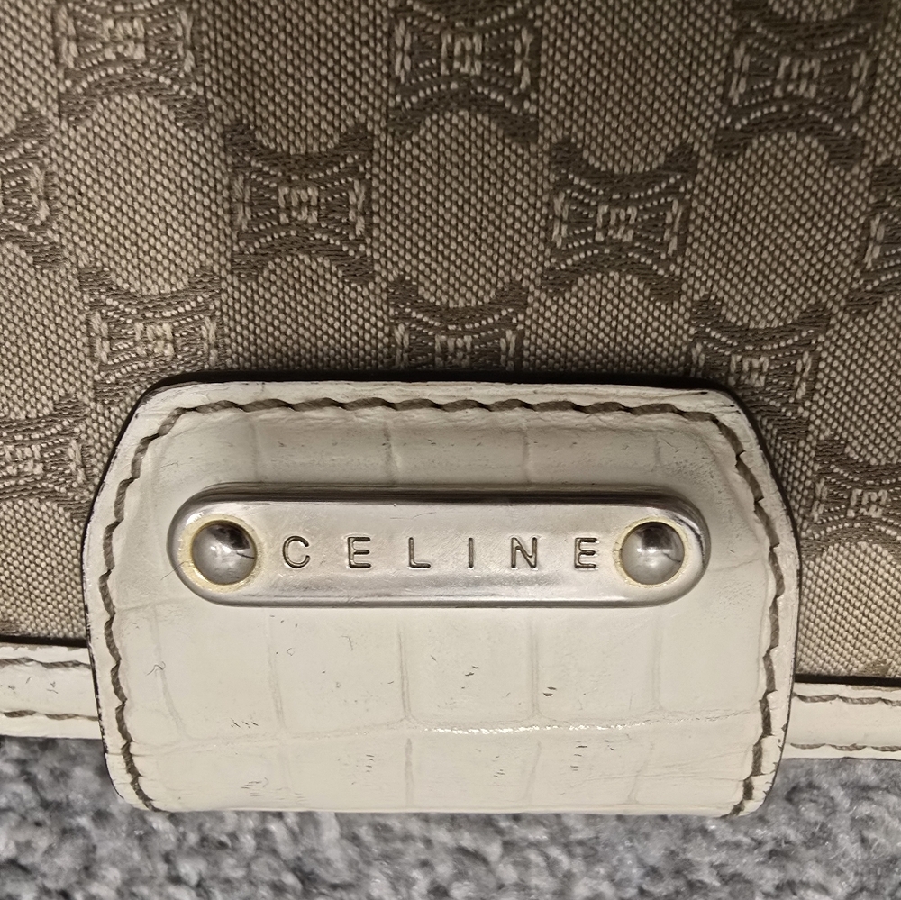 Celine Vintage Canvas Trifold Wallet Neutrals Classic Chic Luxury Minimalist - Picture 5 of 16
